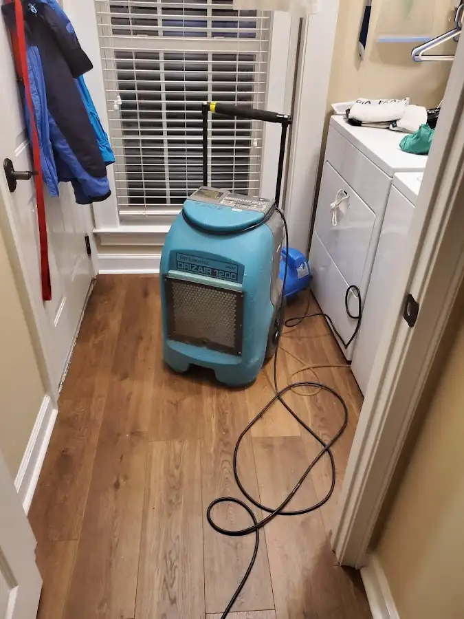 Commercial dehumidifier deployed for Crawl Space Restoration in Argyle